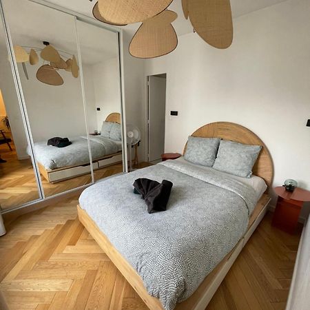 Апартаменты Exclusive Flat By Luxuio - Nearby Eiffel Tower Париж Экстерьер фото