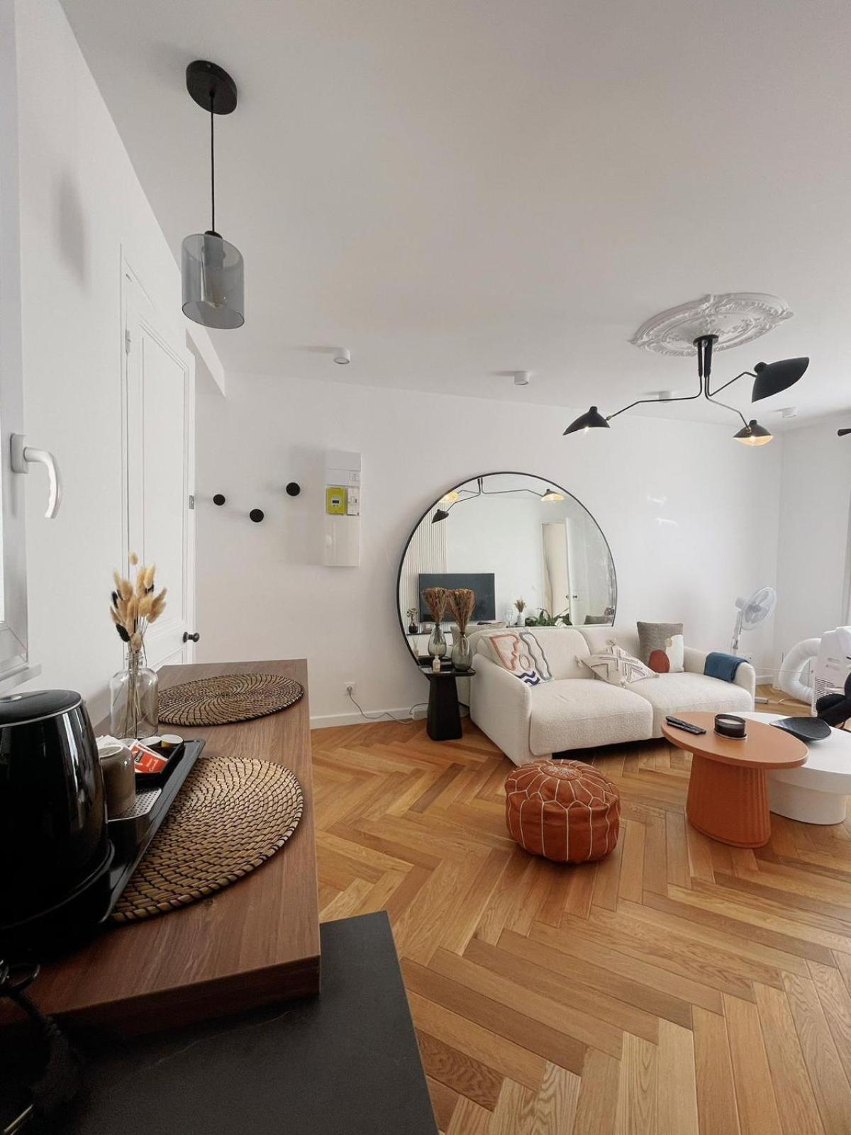 Апартаменты Exclusive Flat By Luxuio - Nearby Eiffel Tower Париж Экстерьер фото